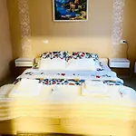 Modern House Holiday home Synevyrs'ka Polyana