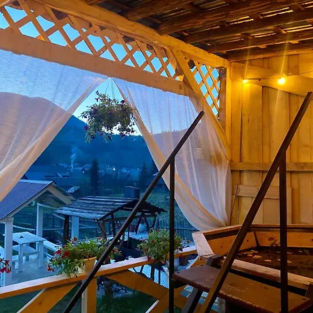 Modern House Holiday home Synevyrs'ka Polyana