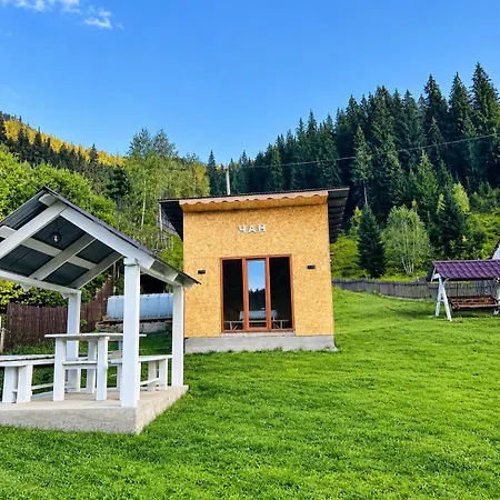 Modern House Holiday home Synevyrs'ka Polyana